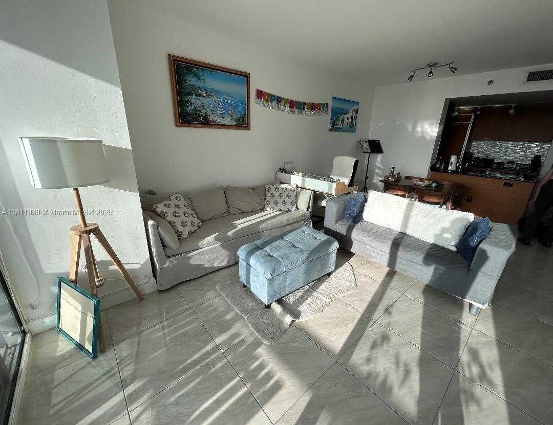 Small Image of 50 BISCAYNE BLVD #3405, Miami Number 13