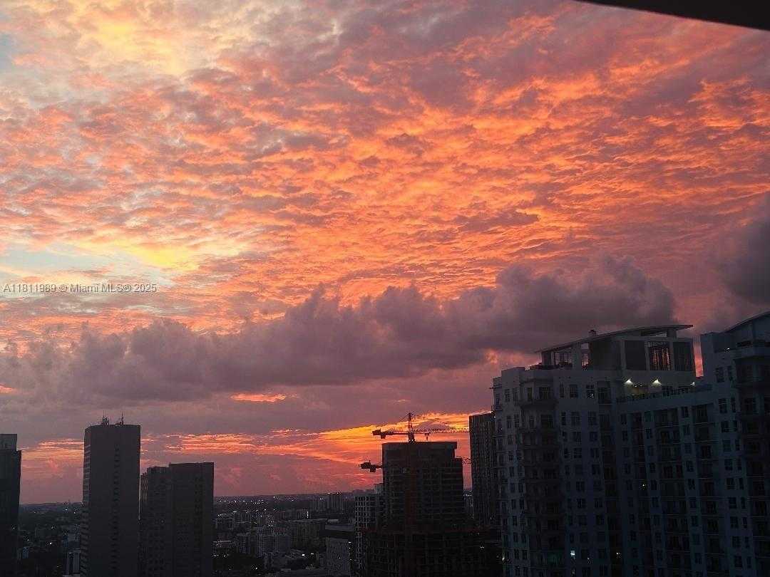Small Image of 50 BISCAYNE BLVD #3405, Miami Number 18