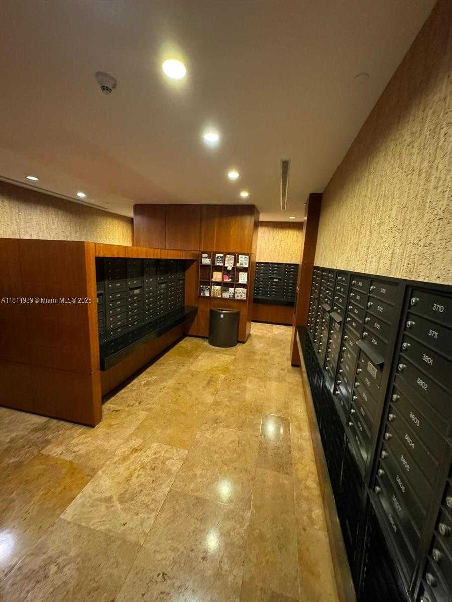 Small Image of 50 BISCAYNE BLVD #3405, Miami Number 22