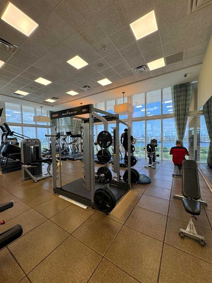 Small Image of 50 BISCAYNE BLVD #3405, Miami Number 24