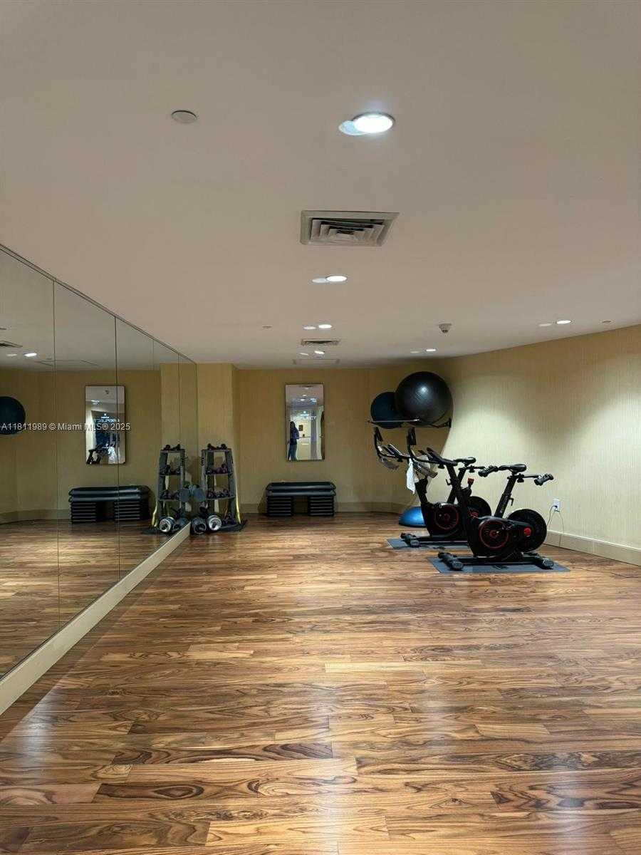 Small Image of 50 BISCAYNE BLVD #3405, Miami Number 26