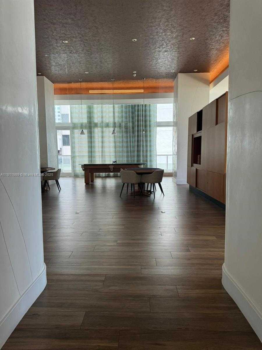 Small Image of 50 BISCAYNE BLVD #3405, Miami Number 35