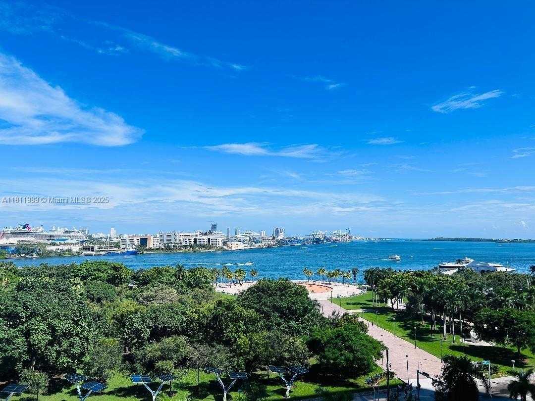 Small Image of 50 BISCAYNE BLVD #3405, Miami Number 38