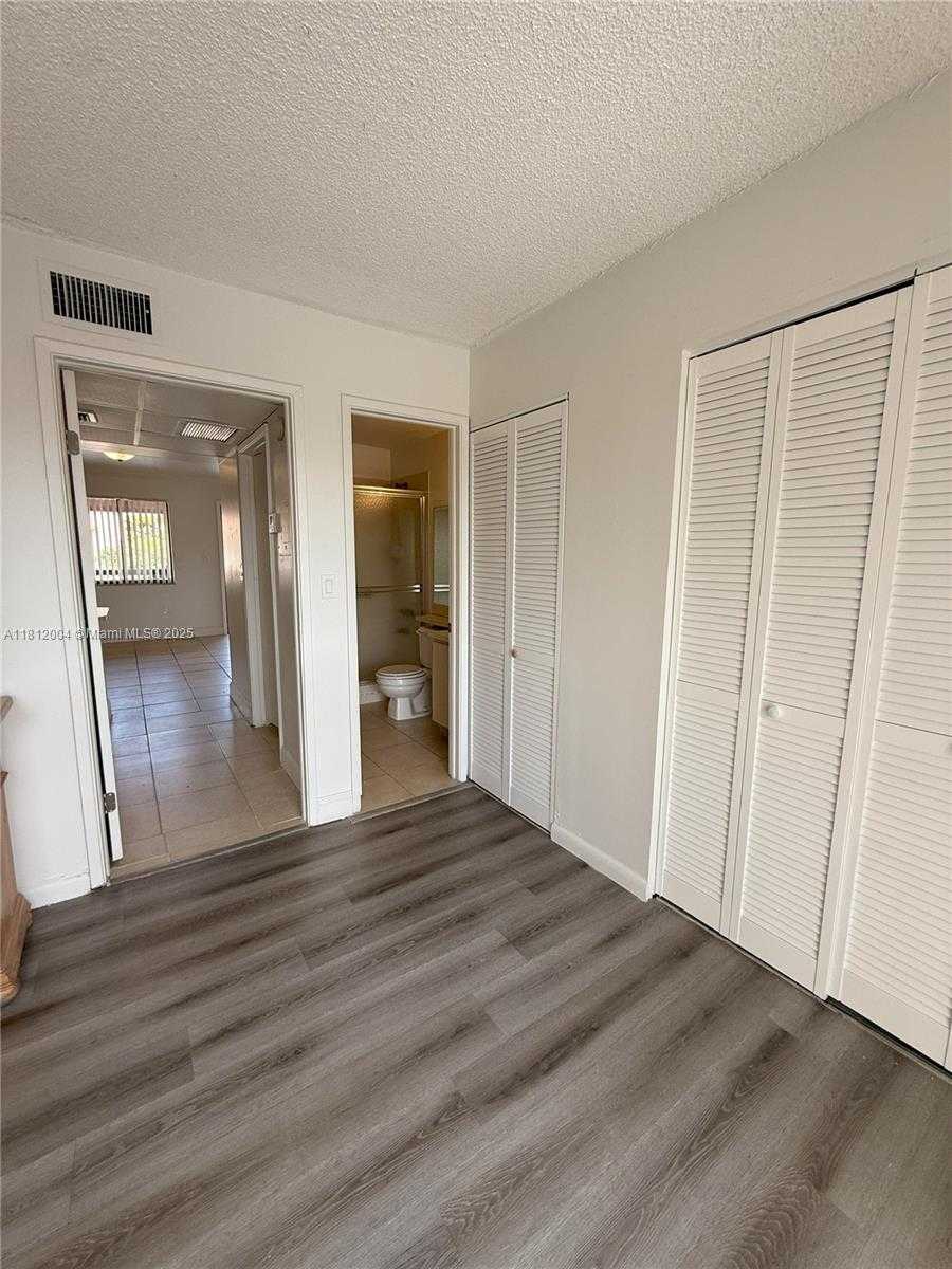 Small Image of 2170 WEST 60TH ST #16202, Hialeah Number 6