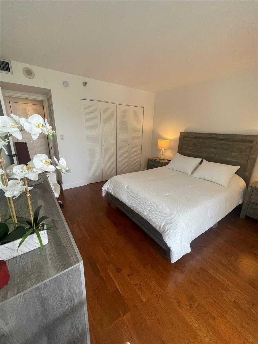 Small Image of 20505 EAST COUNTRY CLUB DR #236, Aventura Number 16