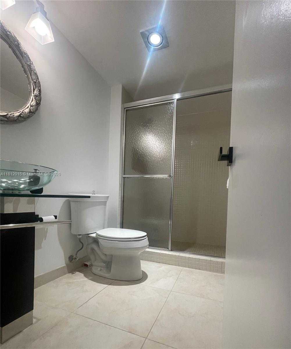 Small Image of 20505 EAST COUNTRY CLUB DR #236, Aventura Number 17