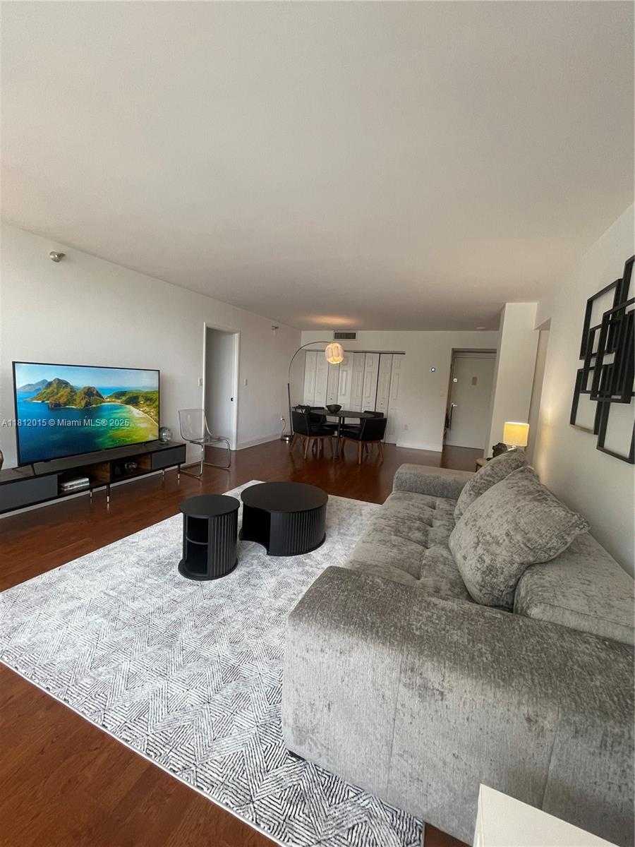 Small Image of 20505 EAST COUNTRY CLUB DR #236, Aventura Number 2