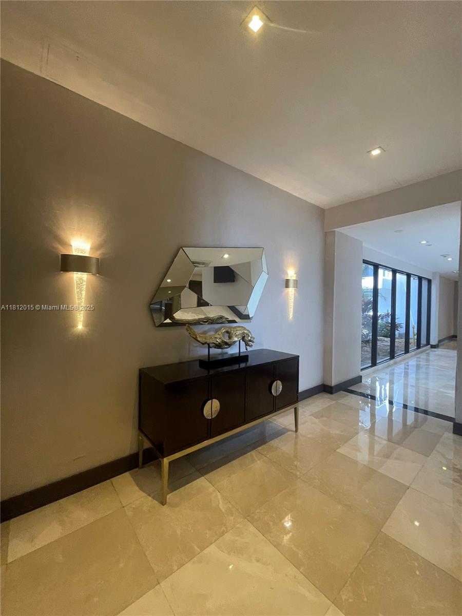 Small Image of 20505 EAST COUNTRY CLUB DR #236, Aventura Number 24