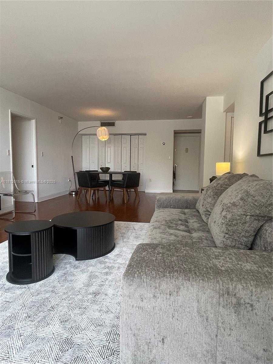Small Image of 20505 EAST COUNTRY CLUB DR #236, Aventura Number 4