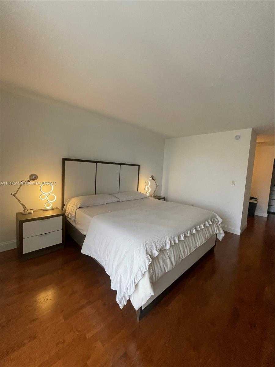 Small Image of 20505 EAST COUNTRY CLUB DR #236, Aventura Number 9