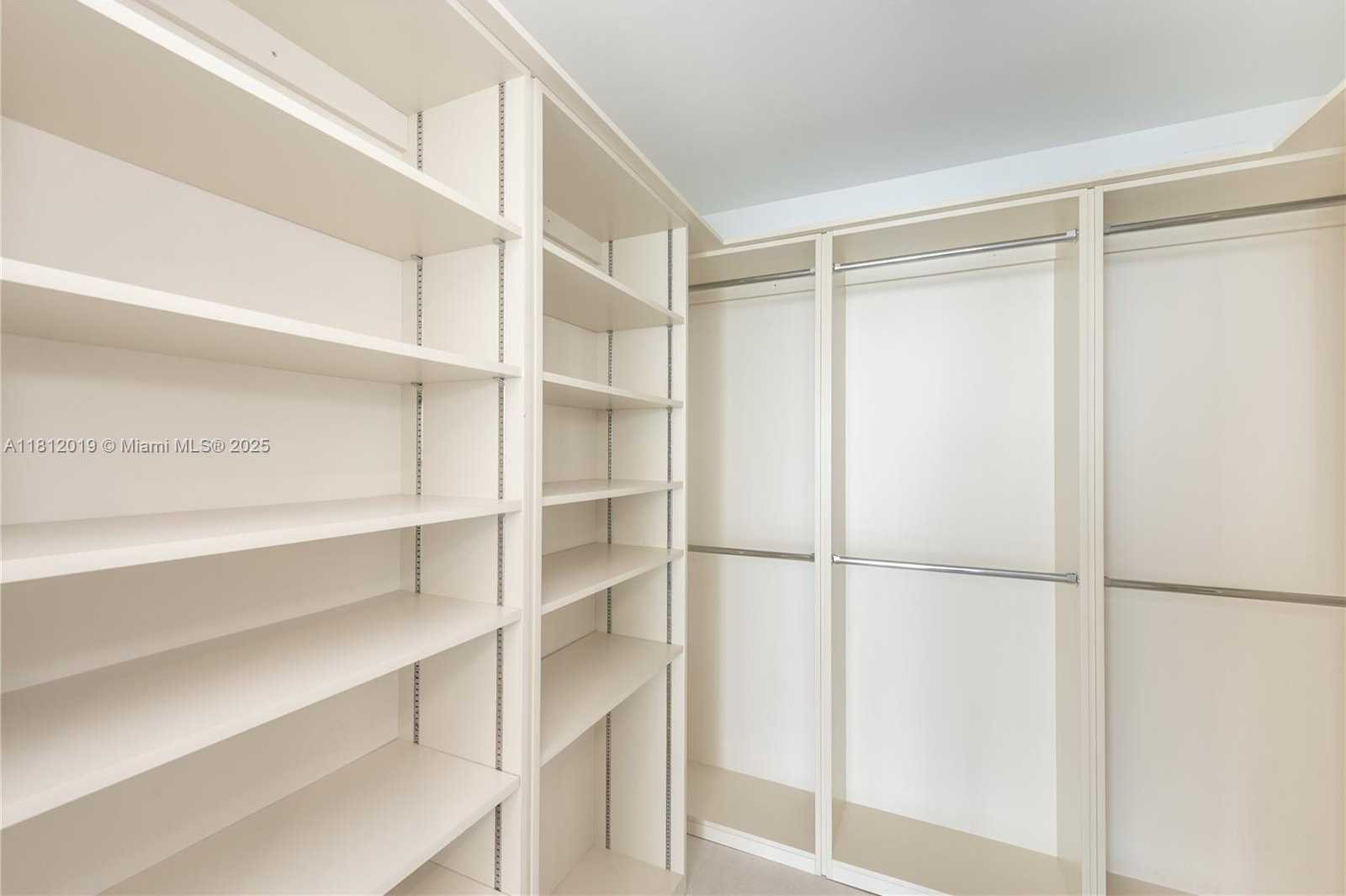 Small Image of 1100 BISCAYNE BLVD #3604, Miami Number 21