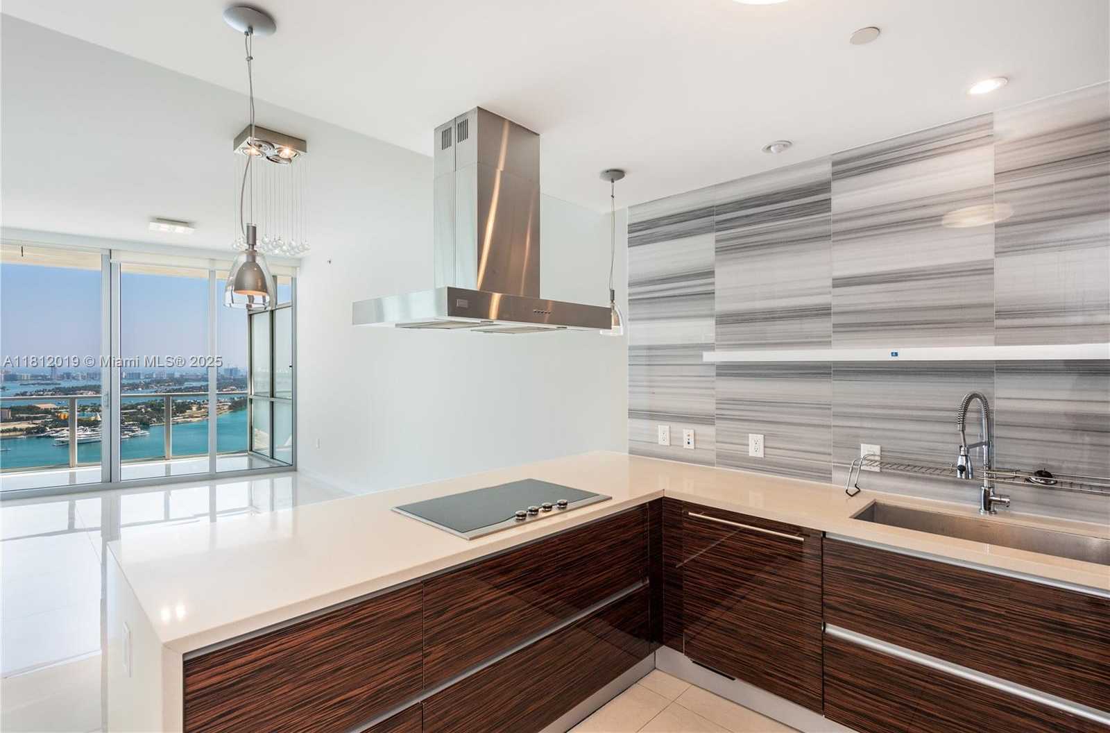 Small Image of 1100 BISCAYNE BLVD #3604, Miami Number 9