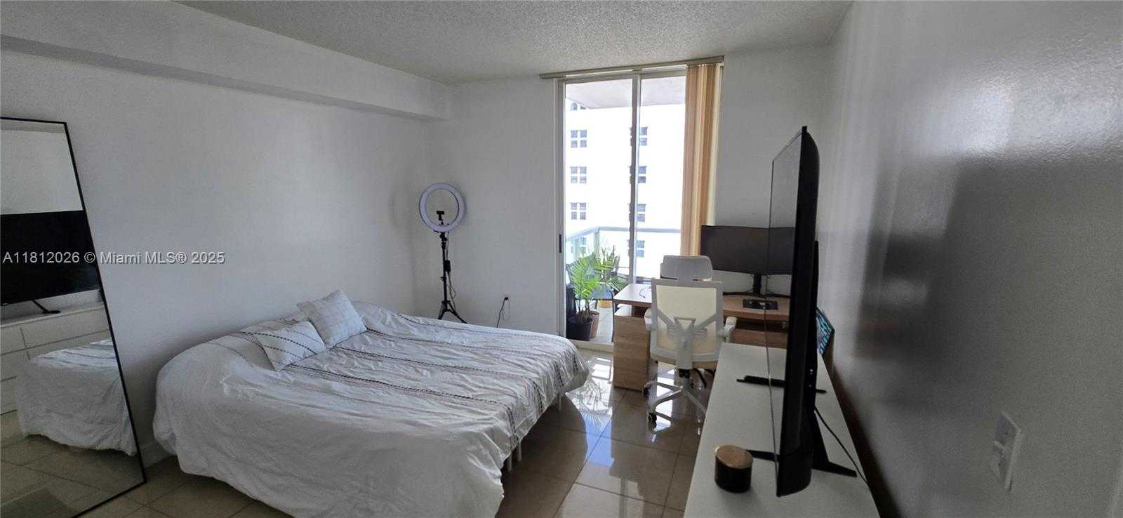 Small Image of 5077 NORTH WEST 7TH ST #1104, Miami Number 4