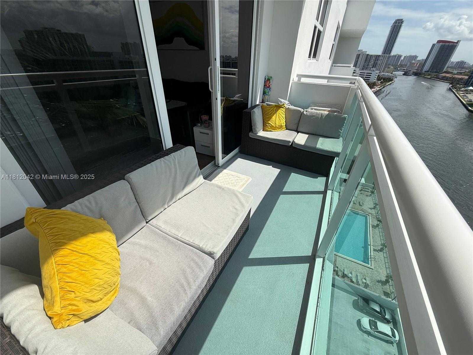 Small Image of 3000 SOUTH OCEAN DR #1216, Hollywood Number 12