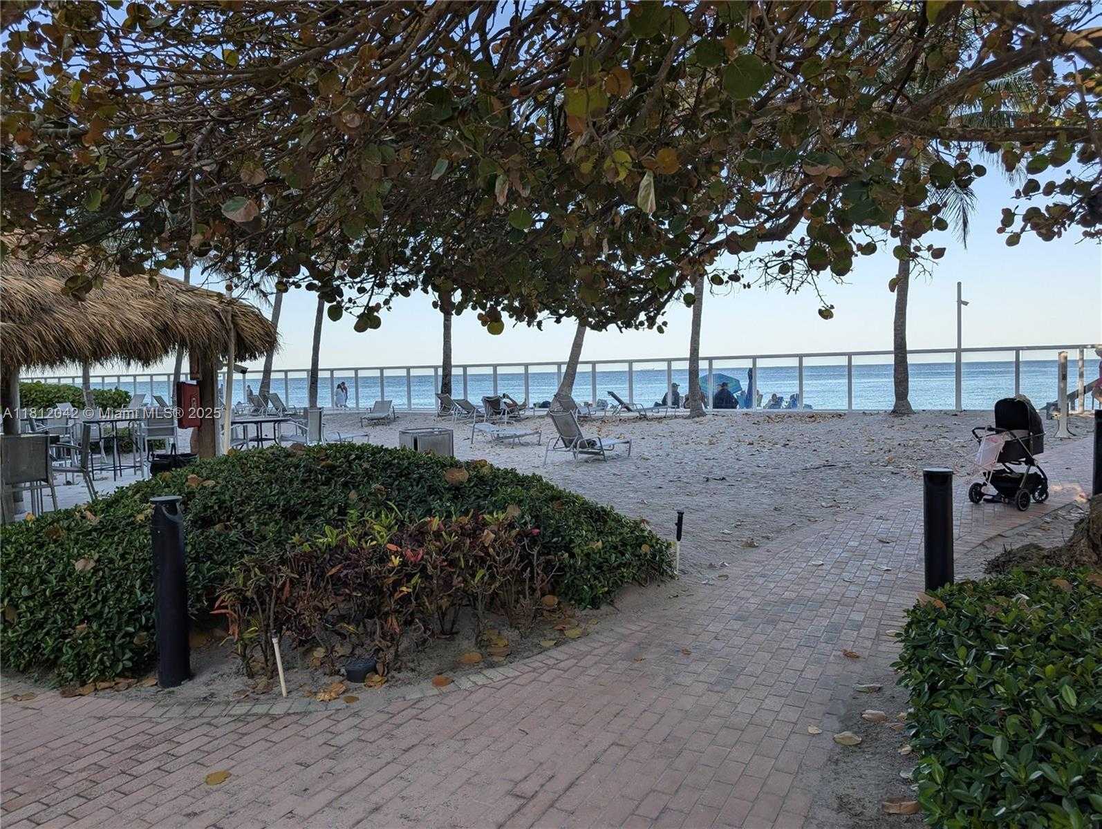 Small Image of 3000 SOUTH OCEAN DR #1216, Hollywood Number 17