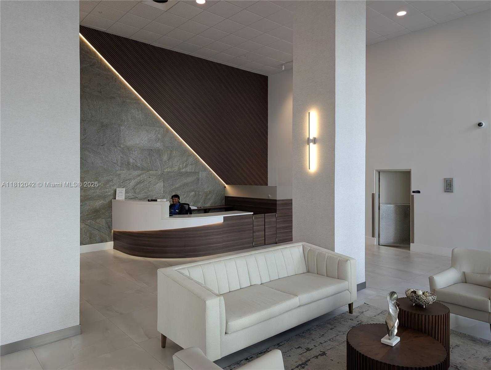 Small Image of 3000 SOUTH OCEAN DR #1216, Hollywood Number 22
