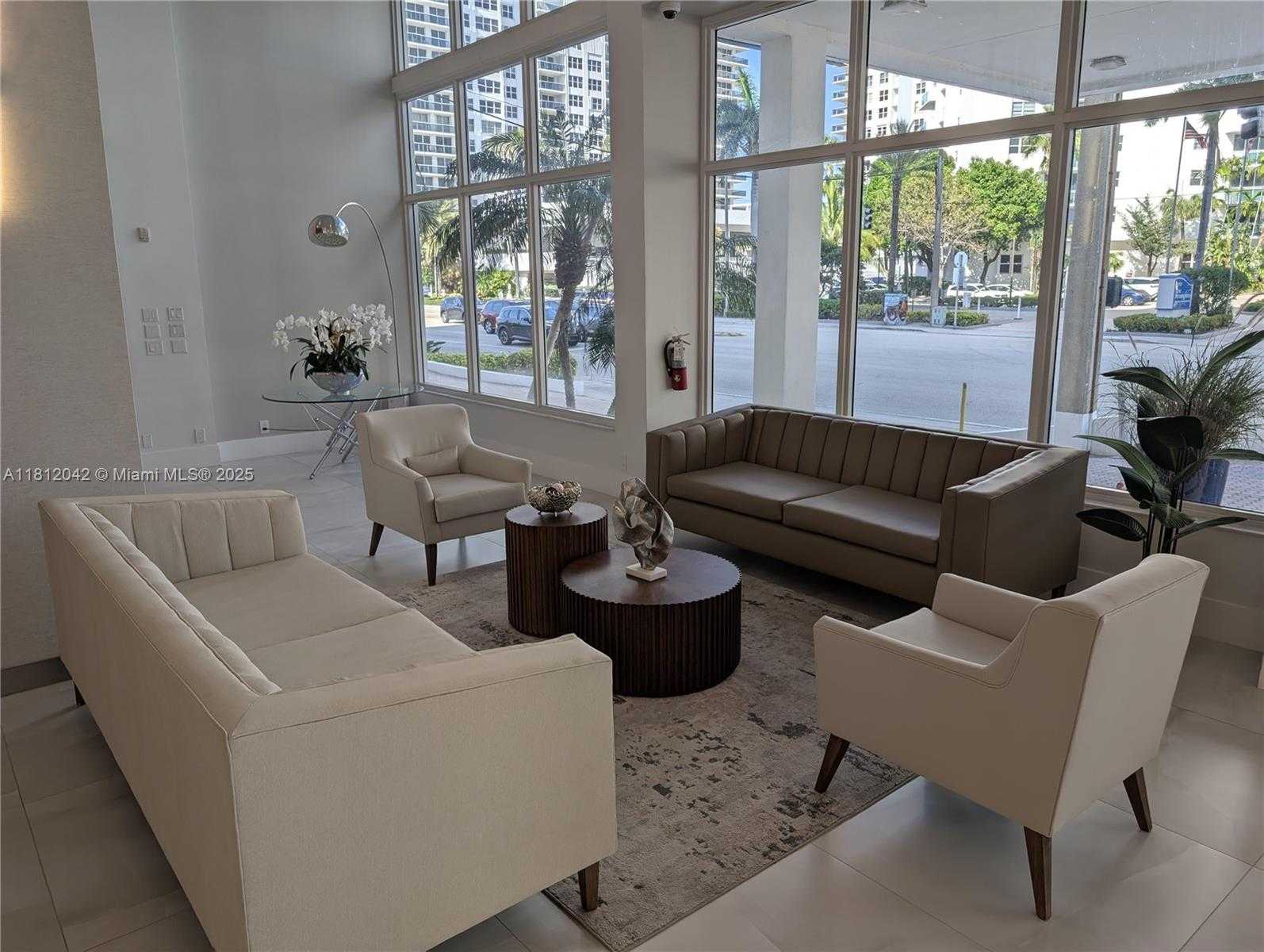 Small Image of 3000 SOUTH OCEAN DR #1216, Hollywood Number 23