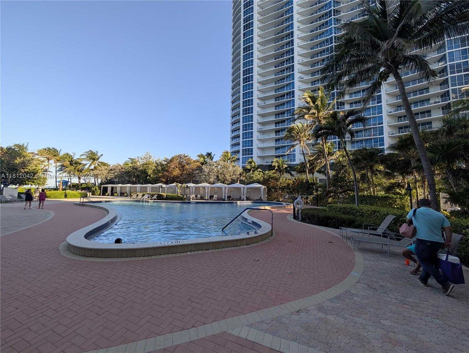 Small Image of 3000 SOUTH OCEAN DR #1216, Hollywood Number 9