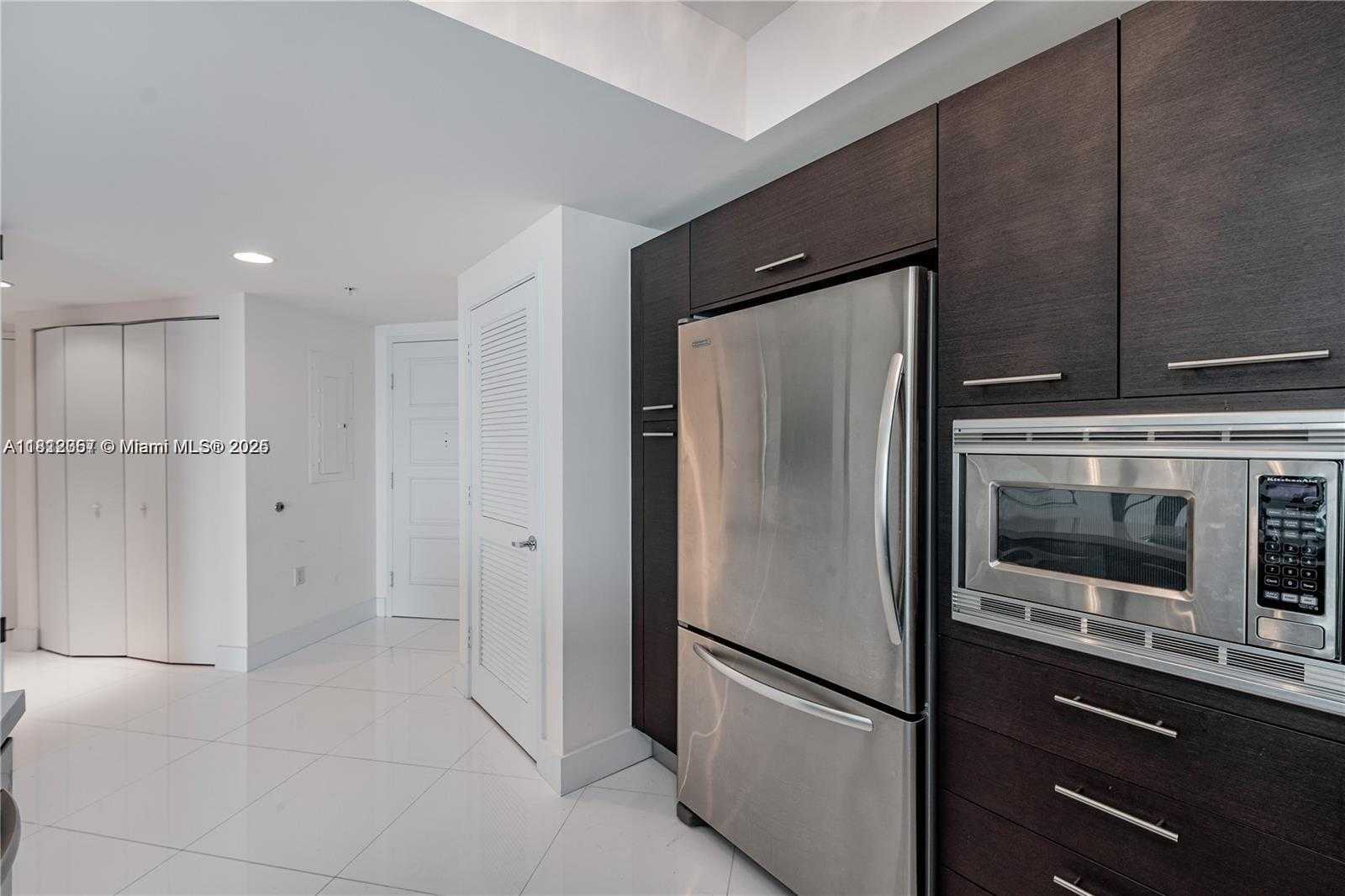 Small Image of 250 SUNNY ISLES BLVD #3-1704( 6 mo rent ok ), Sunny Isles Beach Number 16