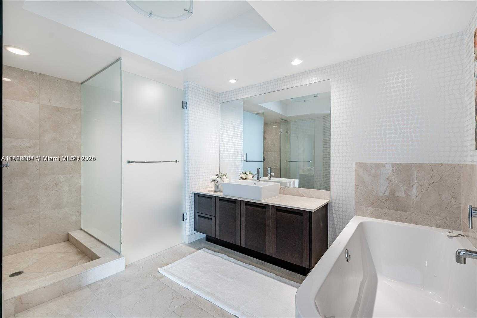 Small Image of 250 SUNNY ISLES BLVD #3-1704( 6 mo rent ok ), Sunny Isles Beach Number 24