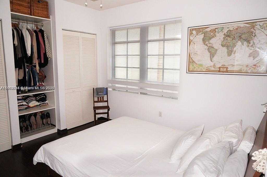 Small Image of 435 21ST ST #215, Miami Beach Number 7