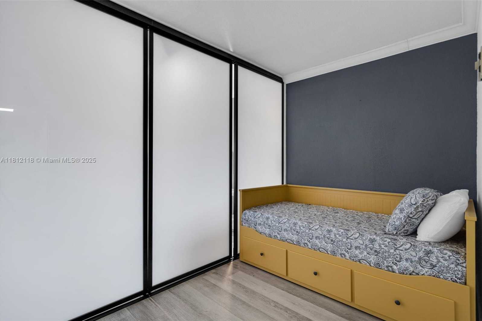 Small Image of 19201 COLLINS AVE #835, Sunny Isles Beach Number 3
