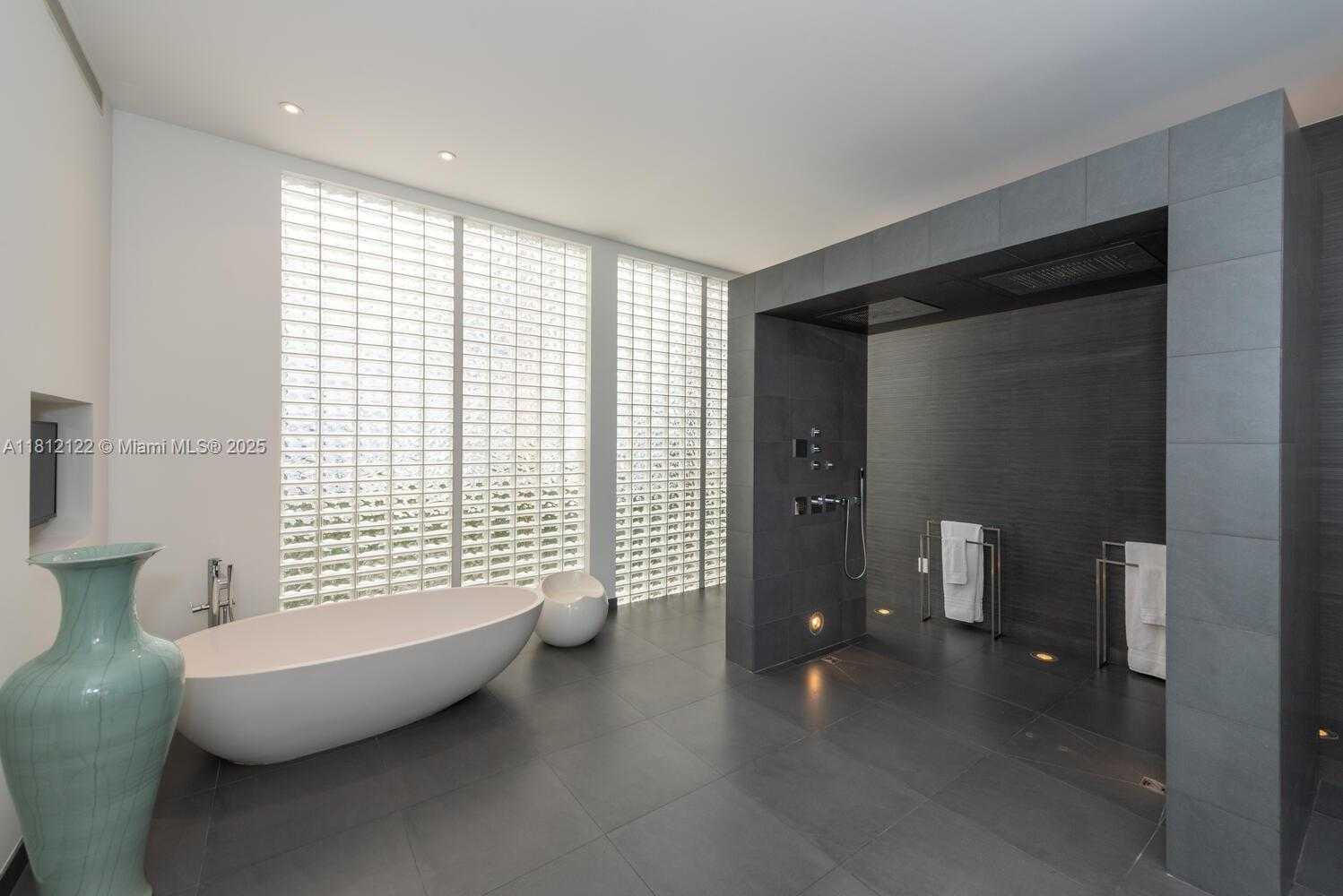 Small Image of 841 19TH ST, Miami Beach Number 19