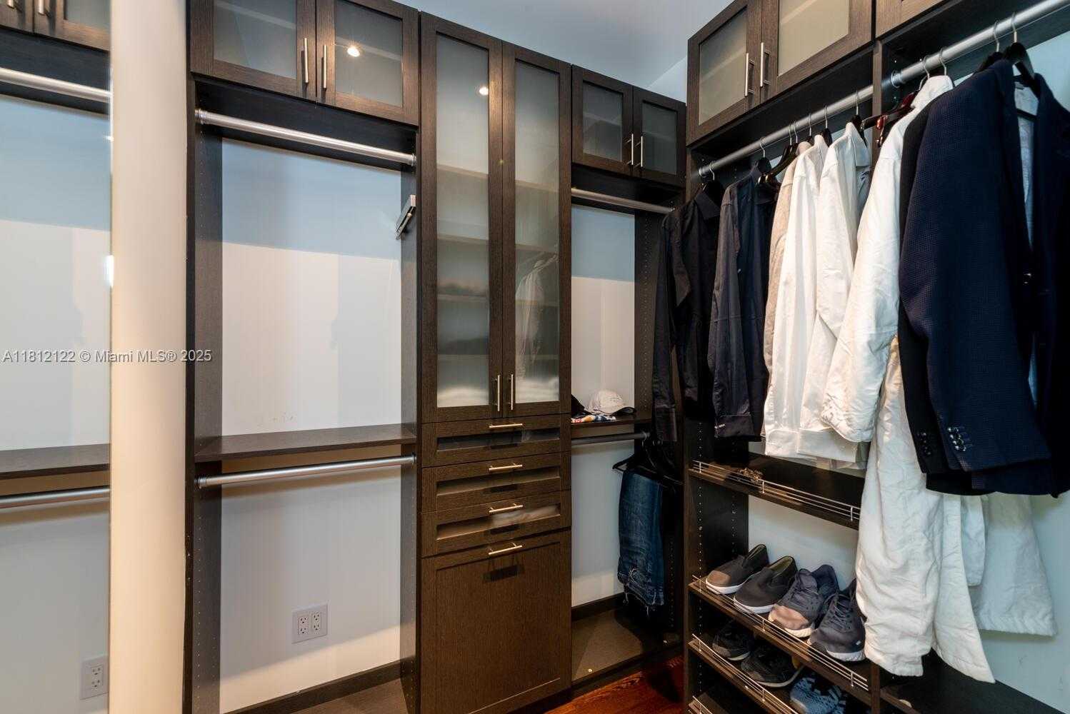 Small Image of 841 19TH ST, Miami Beach Number 23