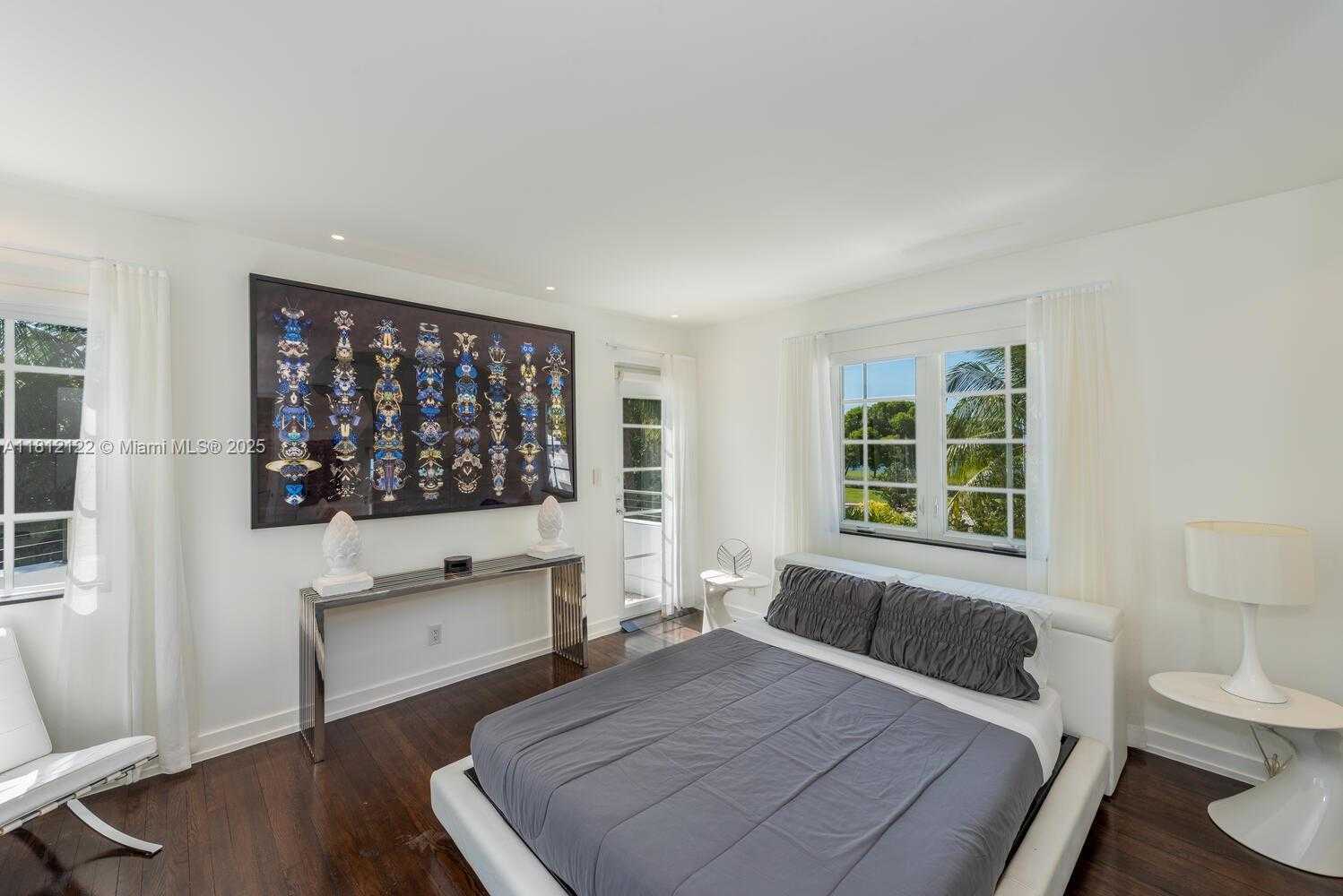 Small Image of 841 19TH ST, Miami Beach Number 24