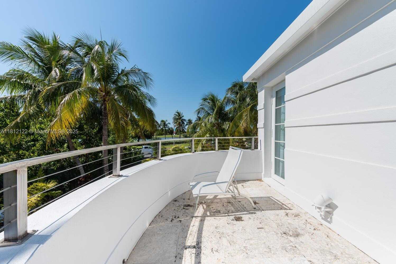 Small Image of 841 19TH ST, Miami Beach Number 25