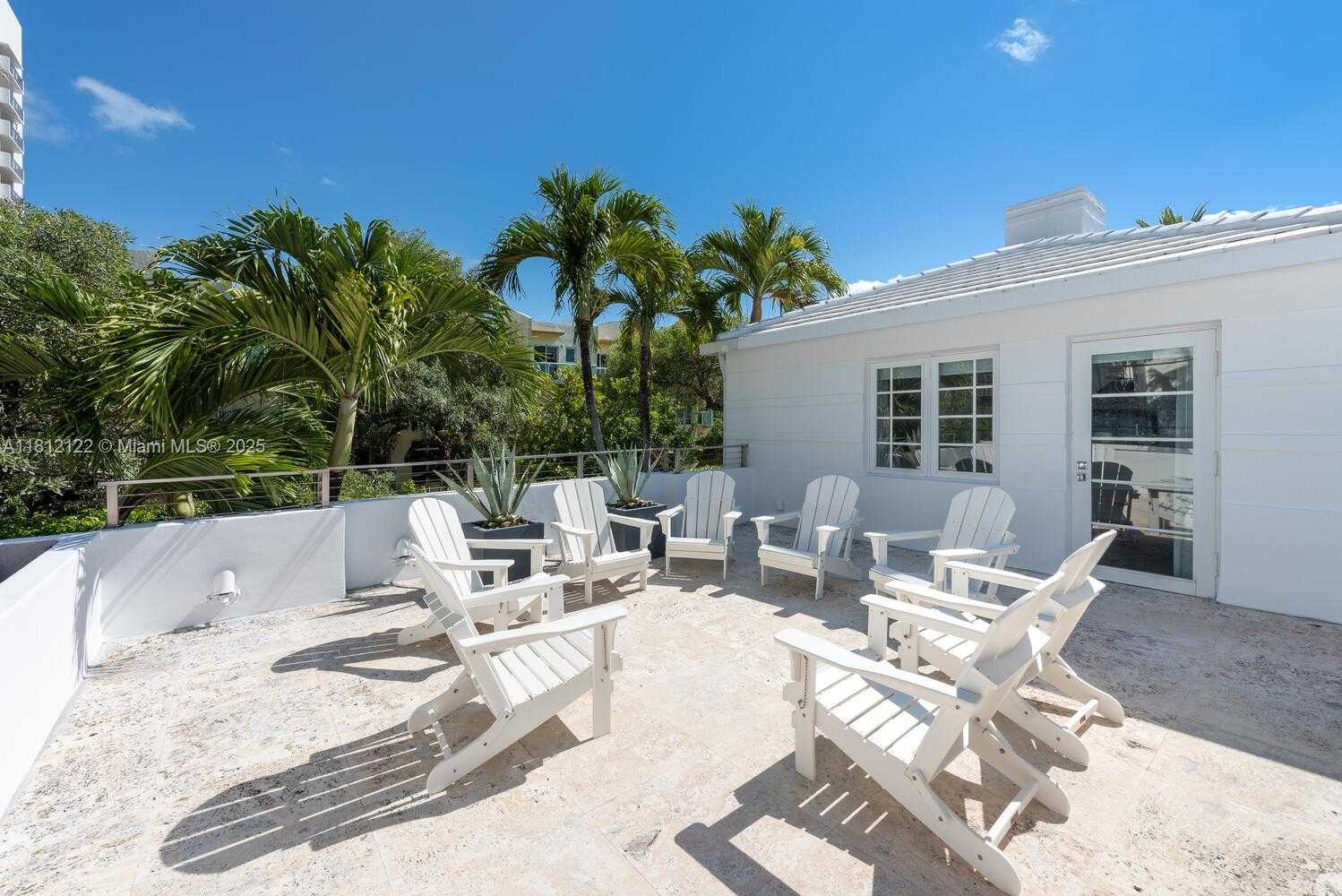 Small Image of 841 19TH ST, Miami Beach Number 29