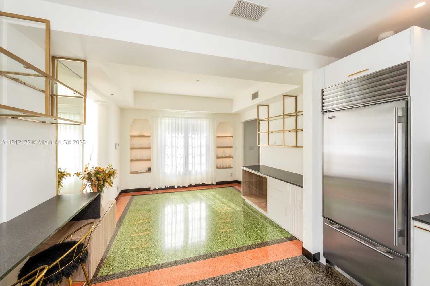 Small Image of 841 19TH ST, Miami Beach Number 35