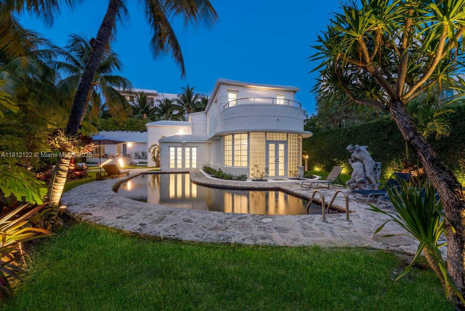 Small Image of 841 19TH ST, Miami Beach Number 42