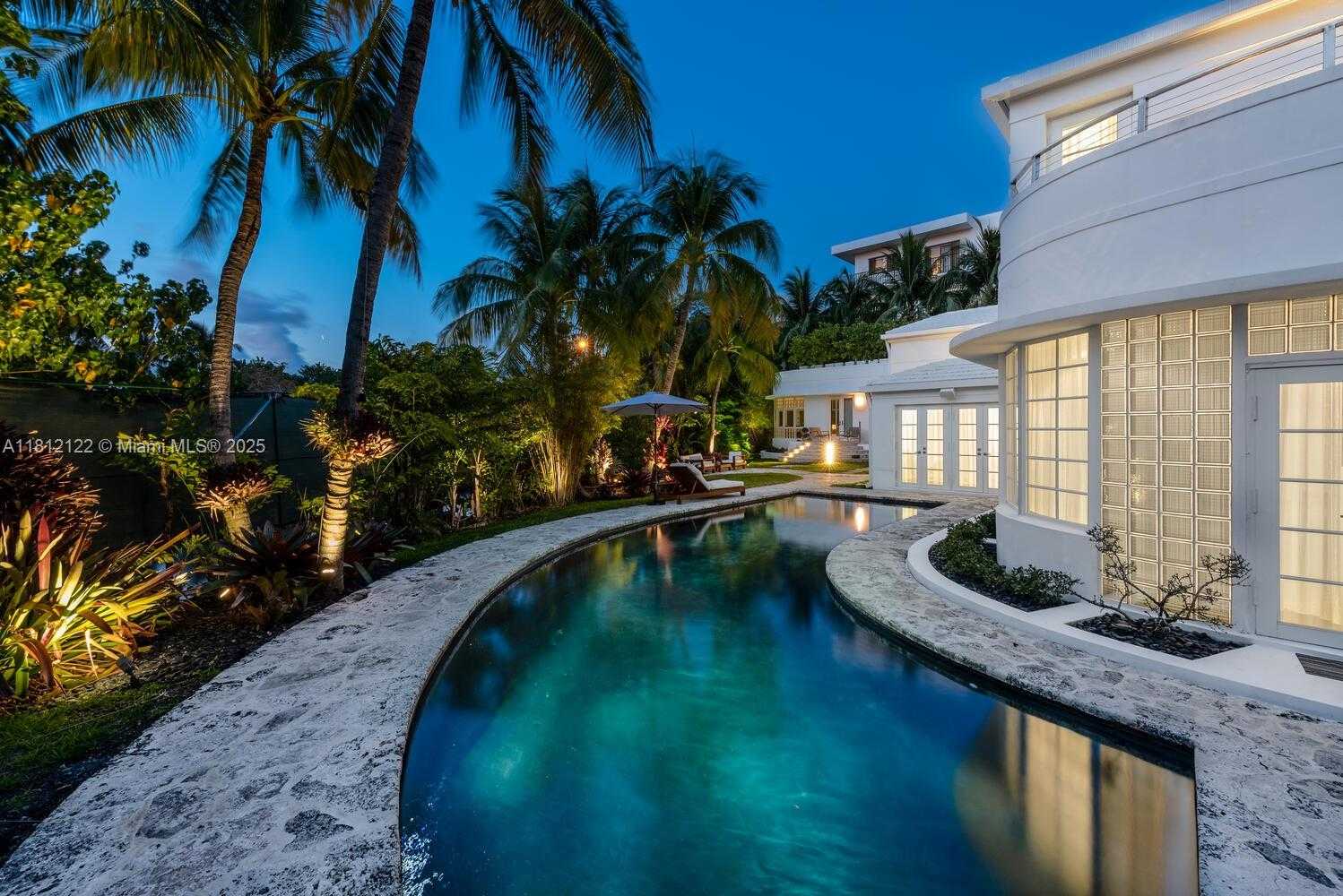 Small Image of 841 19TH ST, Miami Beach Number 43