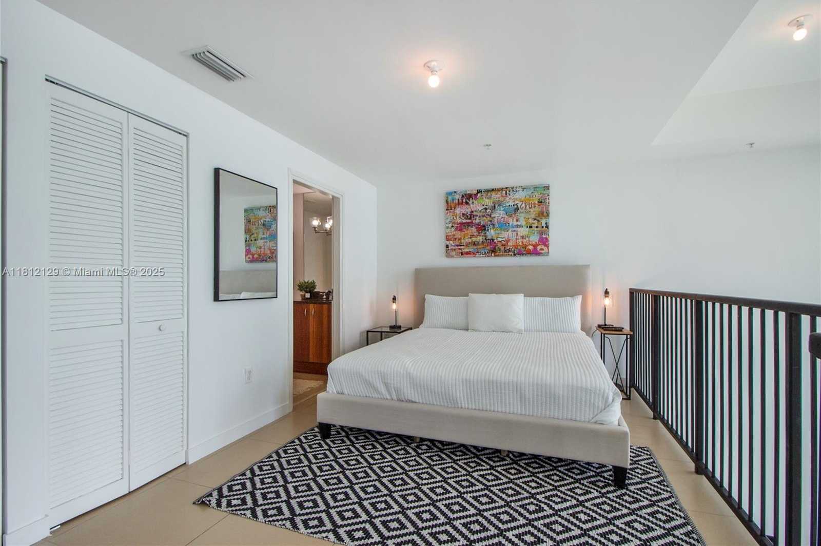 Small Image of 300 SOUTH BISCAYNE BLVD #L-1228, Miami Number 11