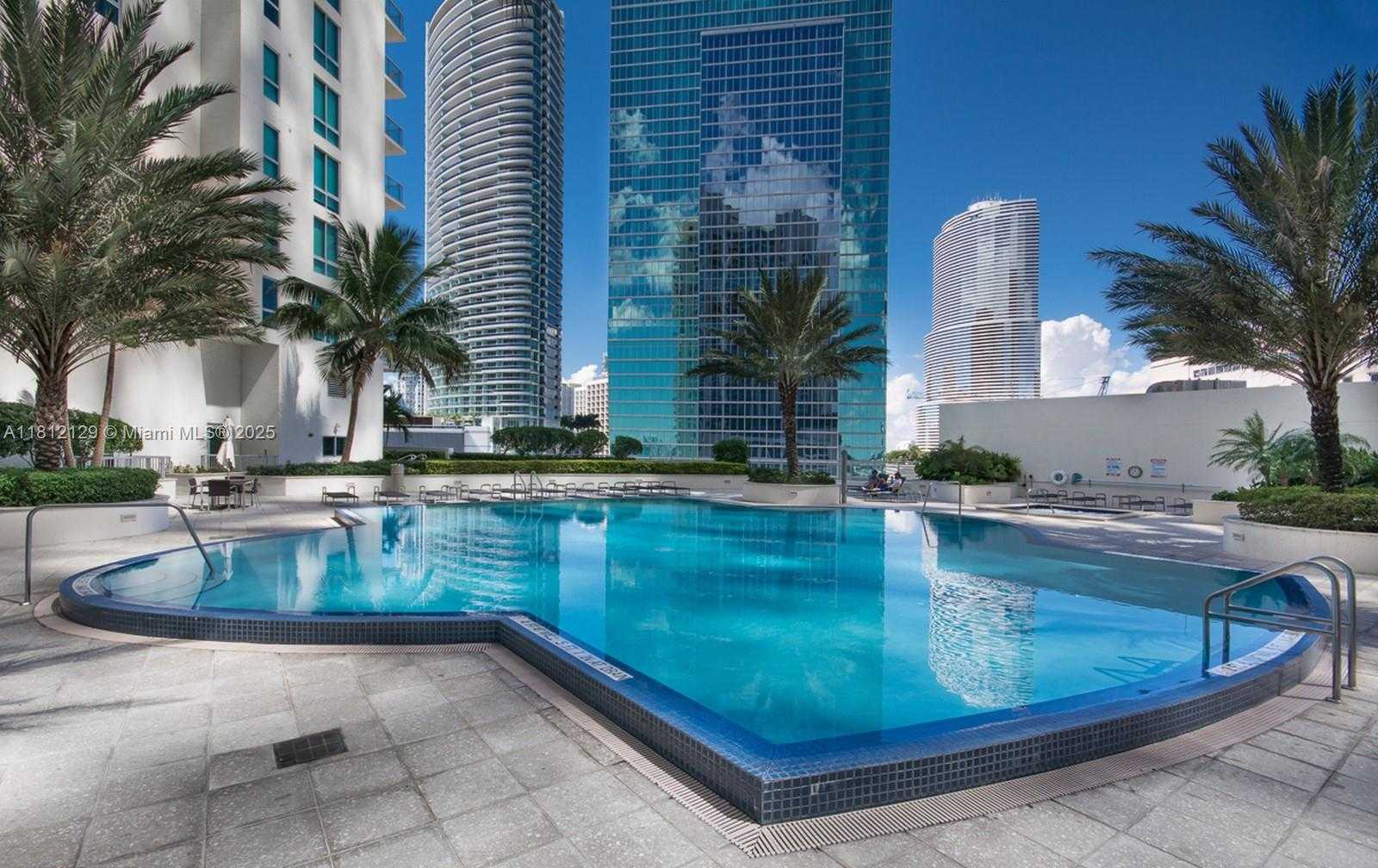 Small Image of 300 SOUTH BISCAYNE BLVD #L-1228, Miami Number 14