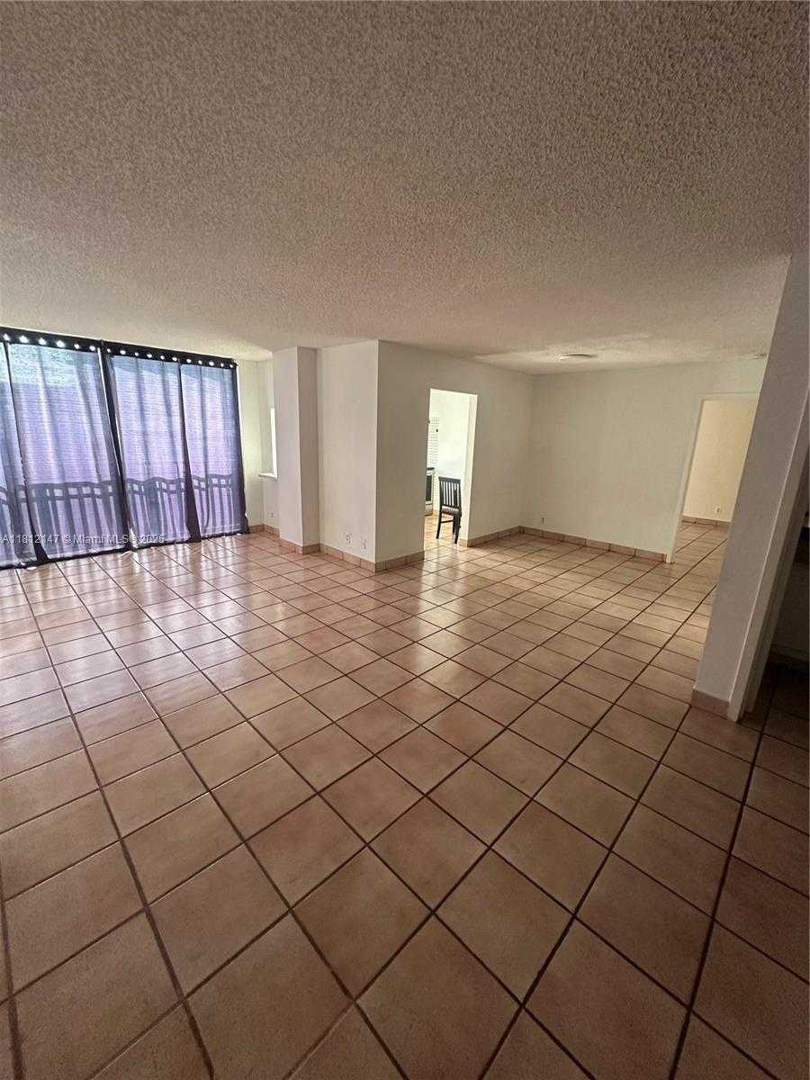 Small Image of 16909 NORTH BAY ROAD #612, Sunny Isles Beach Number 3