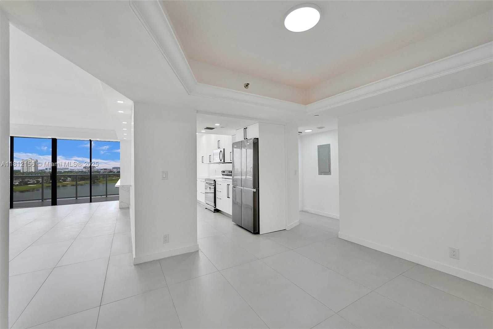Small Image of 20281 EAST COUNTRY CLUB DR #811, Aventura Number 29