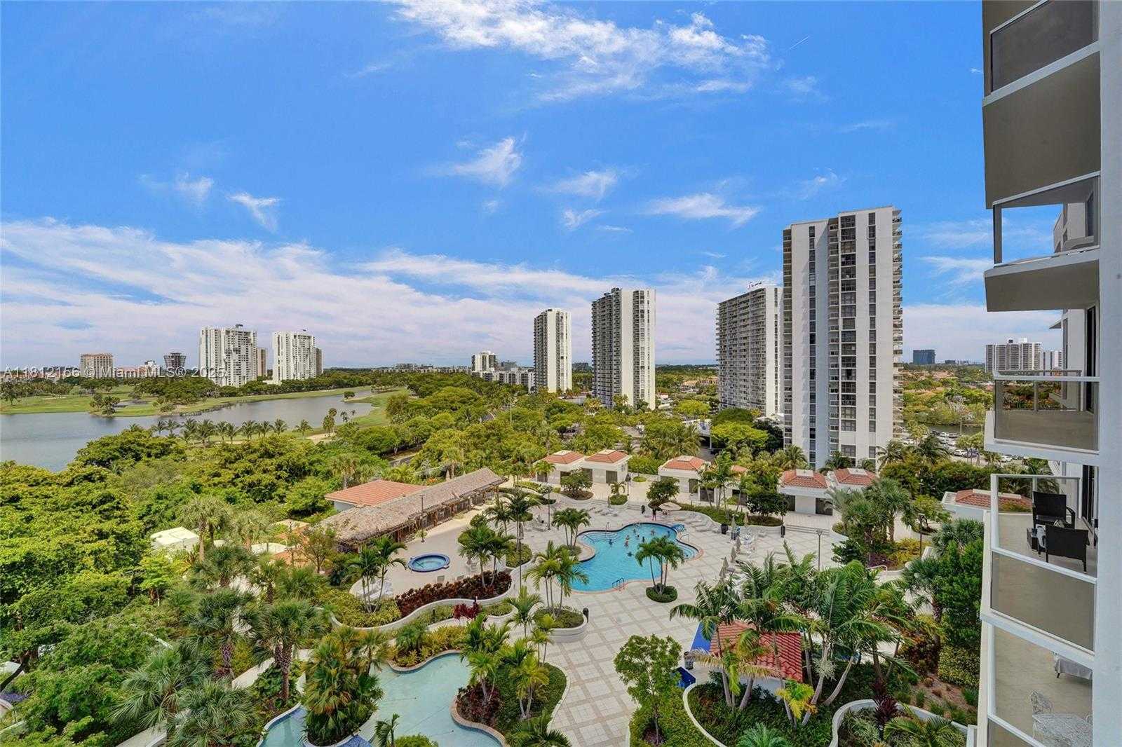 Small Image of 20281 EAST COUNTRY CLUB DR #811, Aventura Number 60