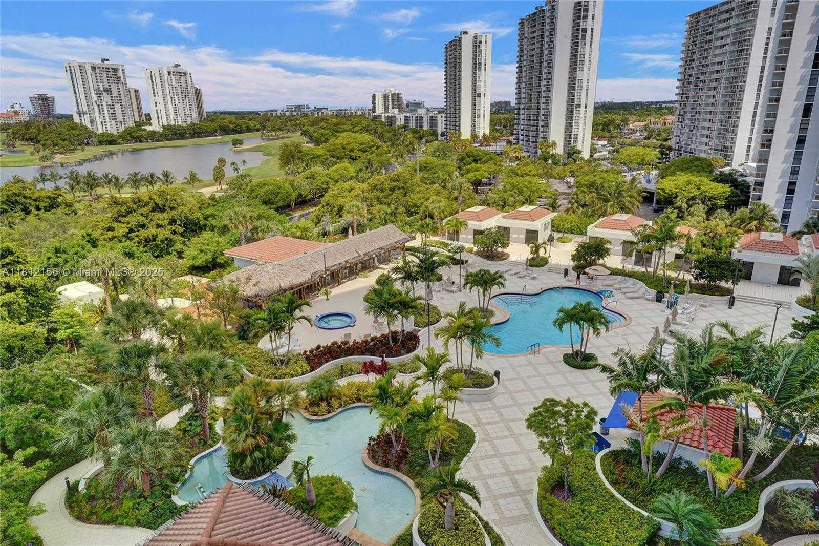 Small Image of 20281 EAST COUNTRY CLUB DR #811, Aventura Number 61