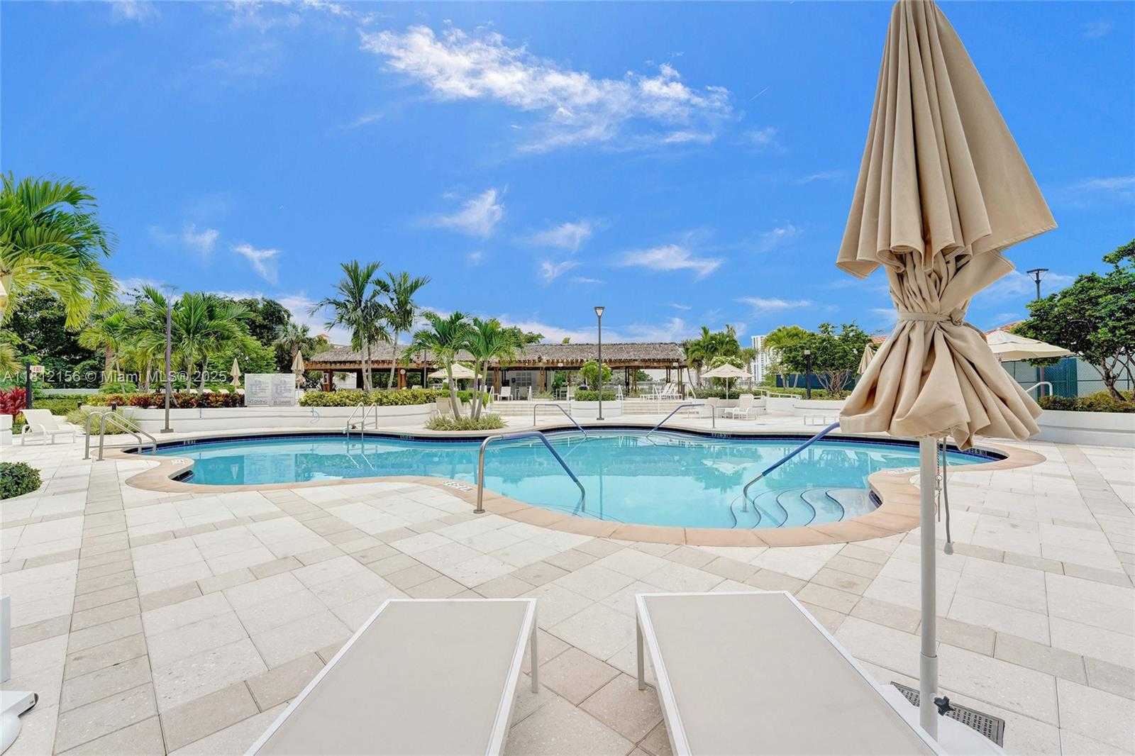 Small Image of 20281 EAST COUNTRY CLUB DR #811, Aventura Number 90
