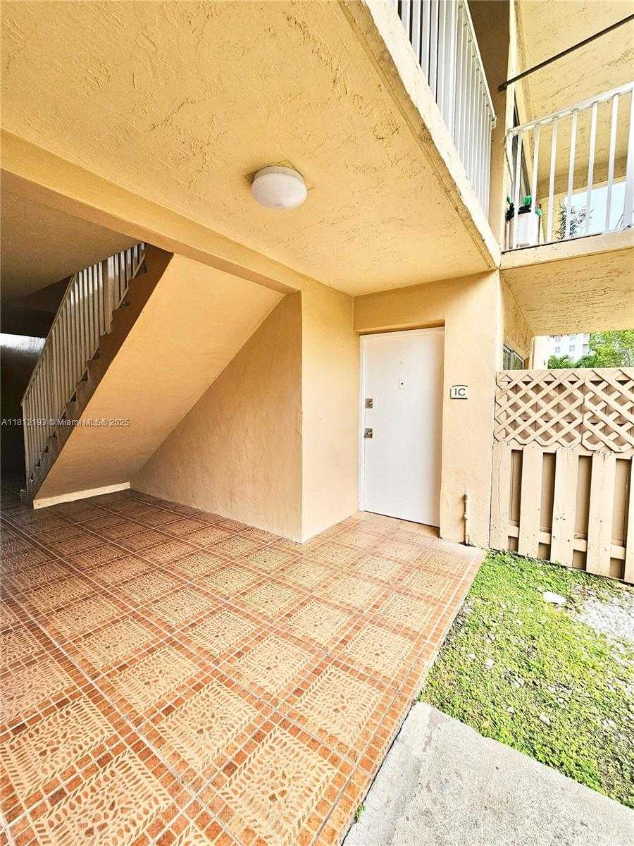 Small Image of 4250 NORTH WEST 79TH AVE #1C, Doral Number 2
