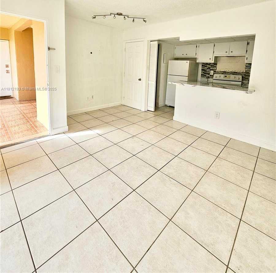 Small Image of 4250 NORTH WEST 79TH AVE #1C, Doral Number 4