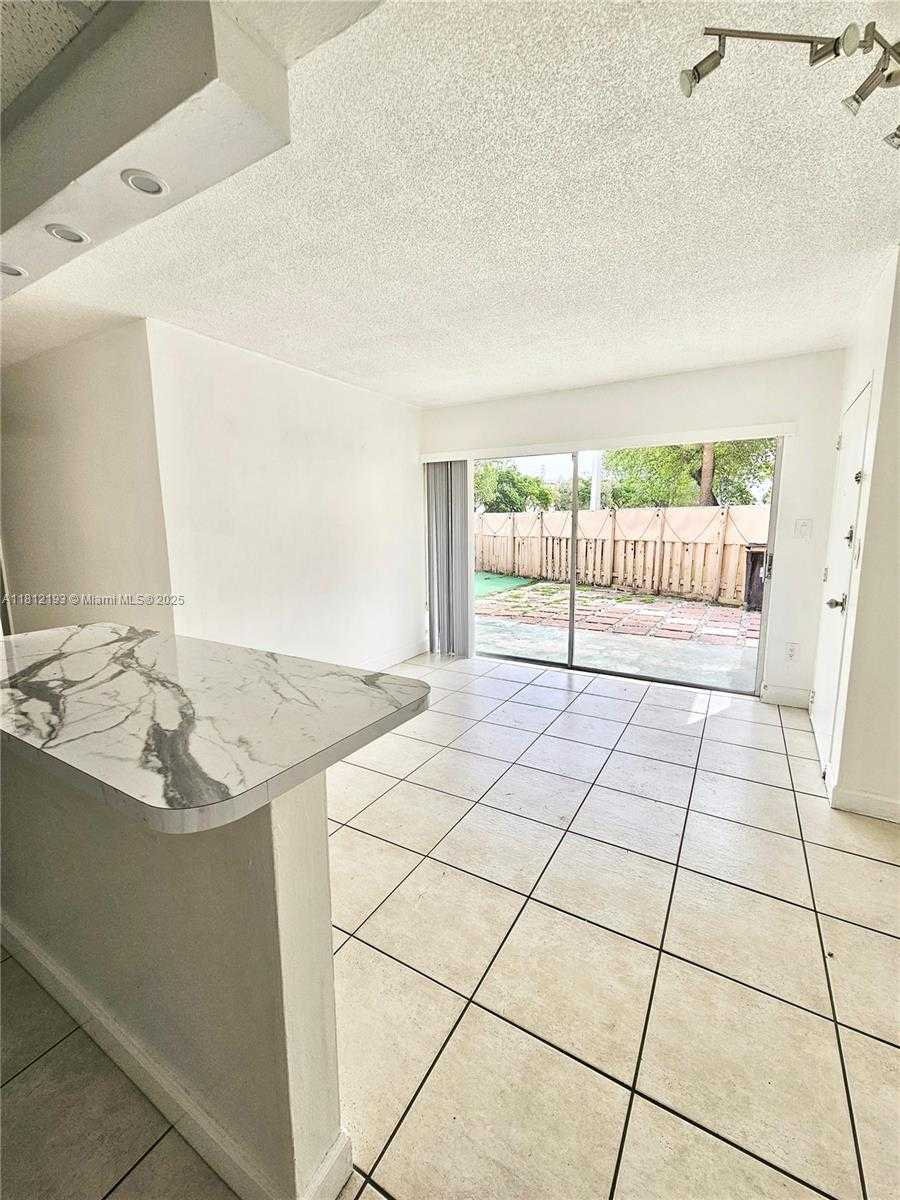 Small Image of 4250 NORTH WEST 79TH AVE #1C, Doral Number 5