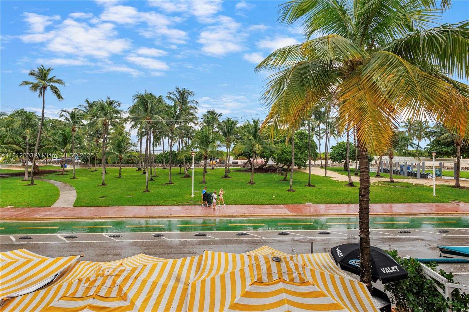 Small Image of 918 OCEAN DR #208, Miami Beach Number 16