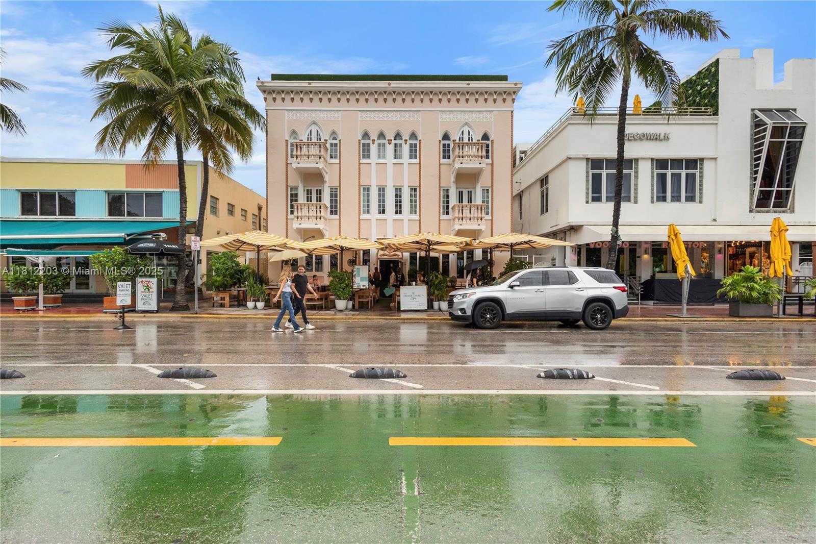Small Image of 918 OCEAN DR #208, Miami Beach Number 17
