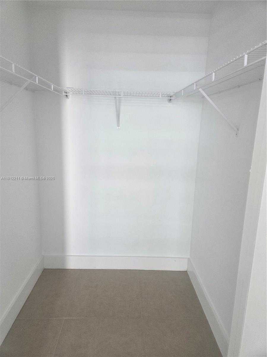 Small Image of 79 SOUTH WEST 12TH ST #2409, Miami Number 11