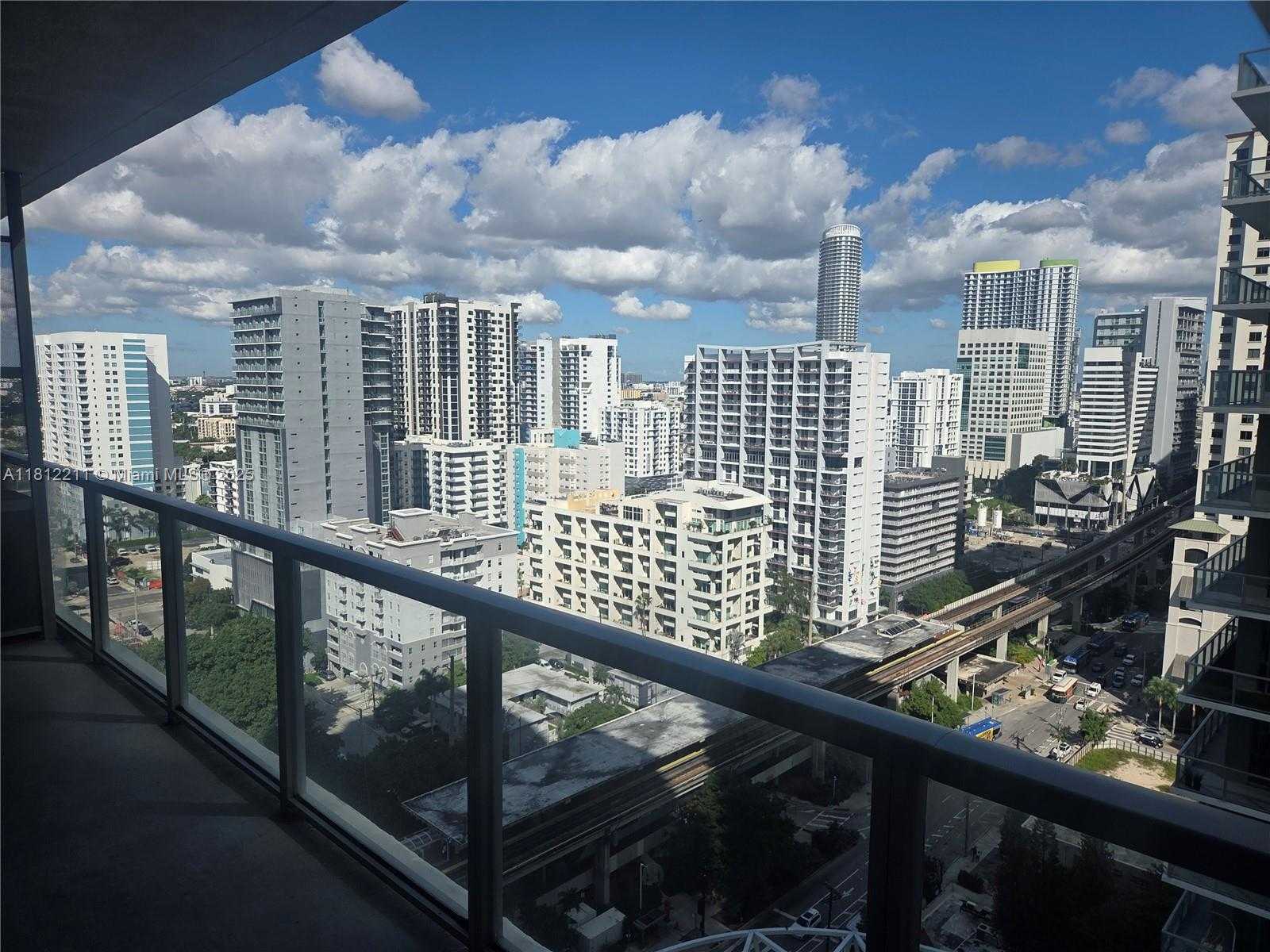 Small Image of 79 SOUTH WEST 12TH ST #2409, Miami Number 12