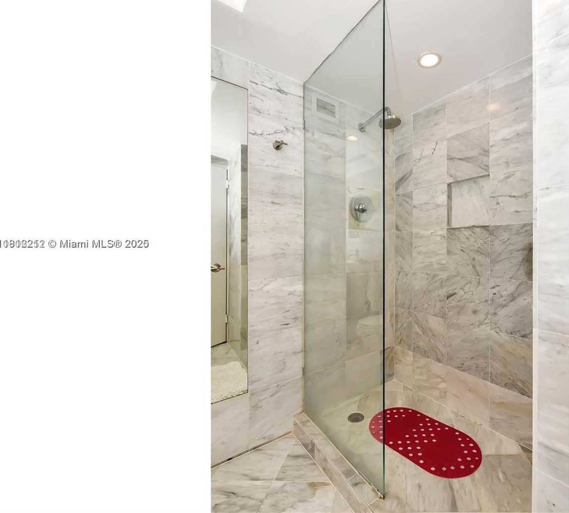 Small Image of 5151 COLLINS AVE #619, Miami Beach Number 13