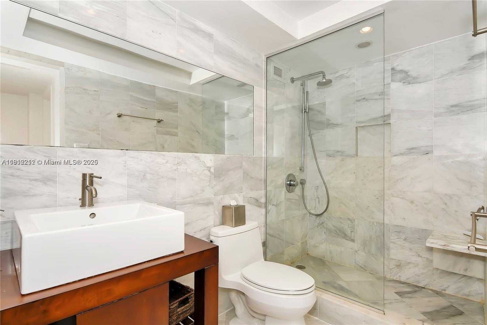Small Image of 5151 COLLINS AVE #619, Miami Beach Number 14